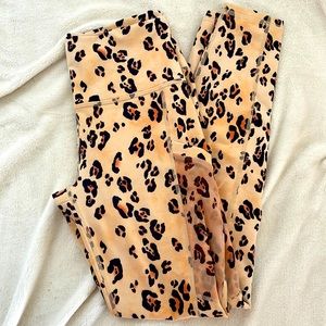 Leopard leggings